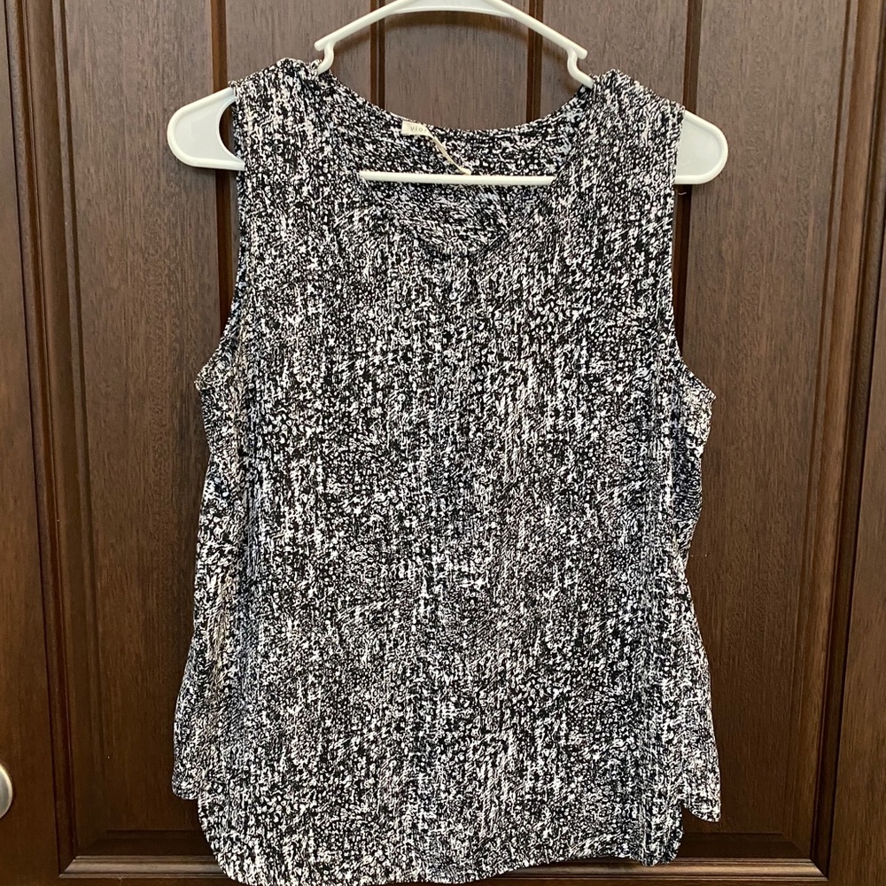 Sleeveless Blouse